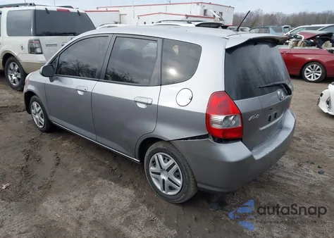 2008 Honda Fit z USA, uszkodzony, nr VIN JHMGD38438S044343